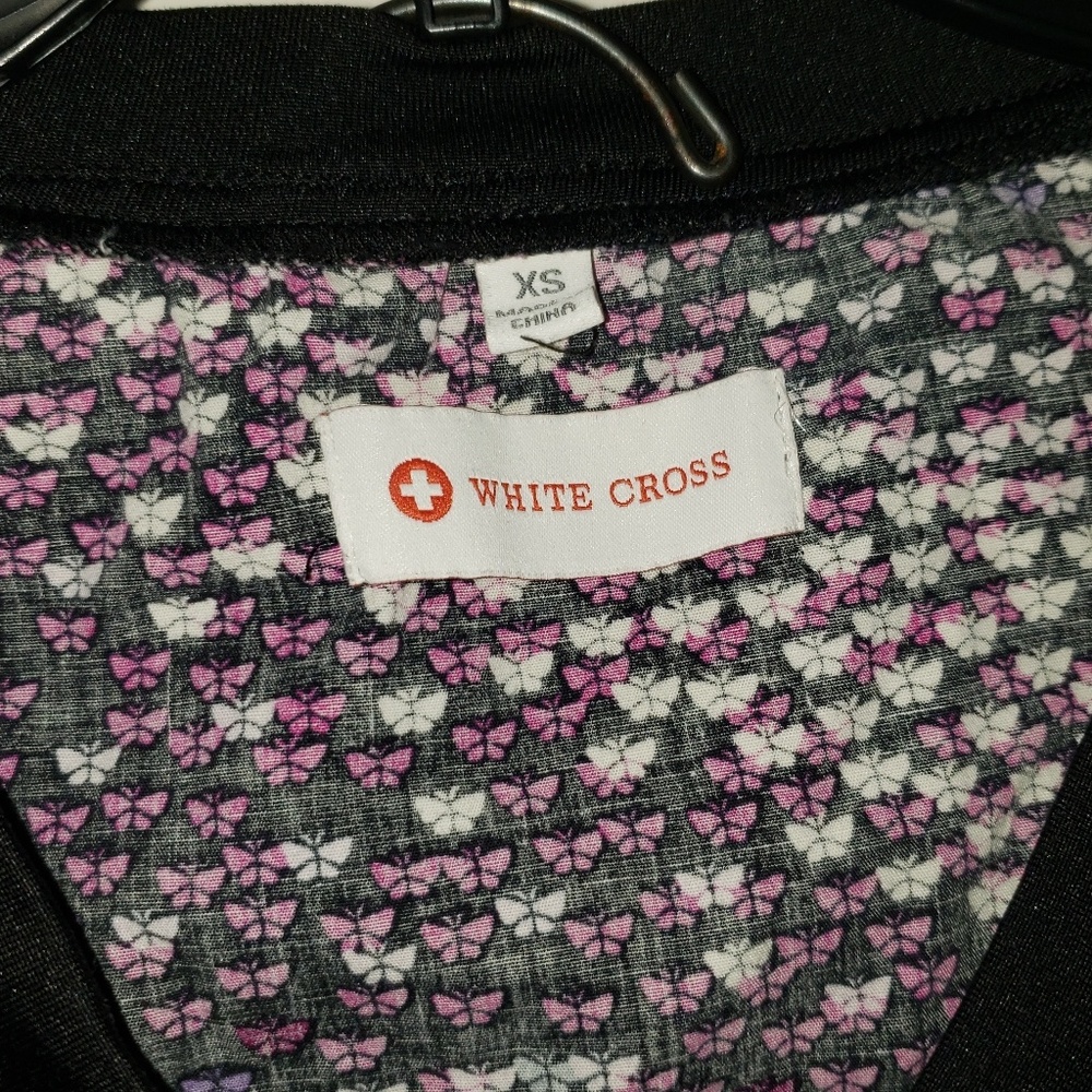 Scrub top - Picture 4 of 4